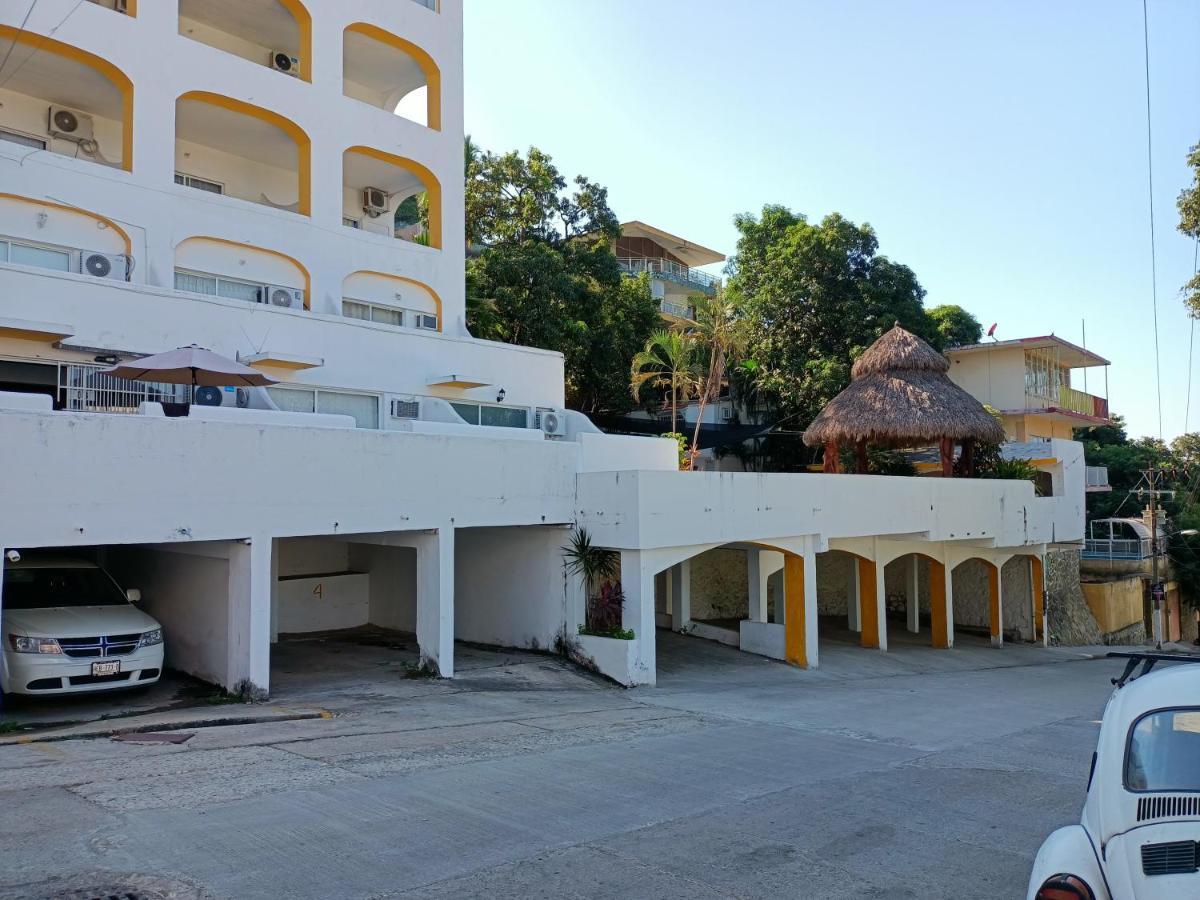 Twin Towers Tres Mares Appartement *